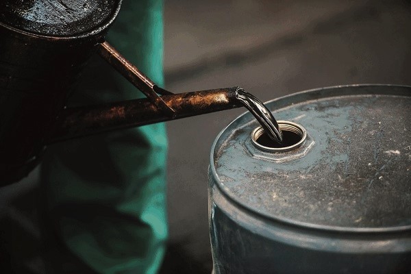 দেশে পরিশোধন সম্ভব নয় রাশিয়ার জ্বালানি তেল