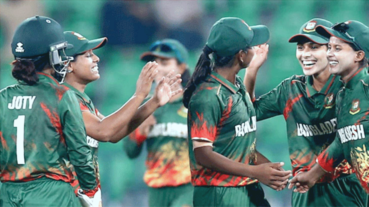 বাংলাদেশ নারী ক্রিকেট দল নাটকীয় সমীকরণে ২০২৫ ওয়ানডে বিশ্বকাপে টিকিট নিশ্চিত-newsedge24