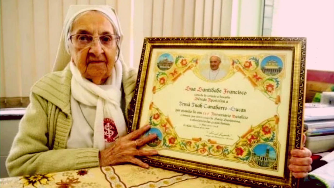 বিশ্বের সবচেয়ে বয়স্ক ব্যক্তি ইনাহ কানাবারো লুকাসের মৃত্যু-newsedge24