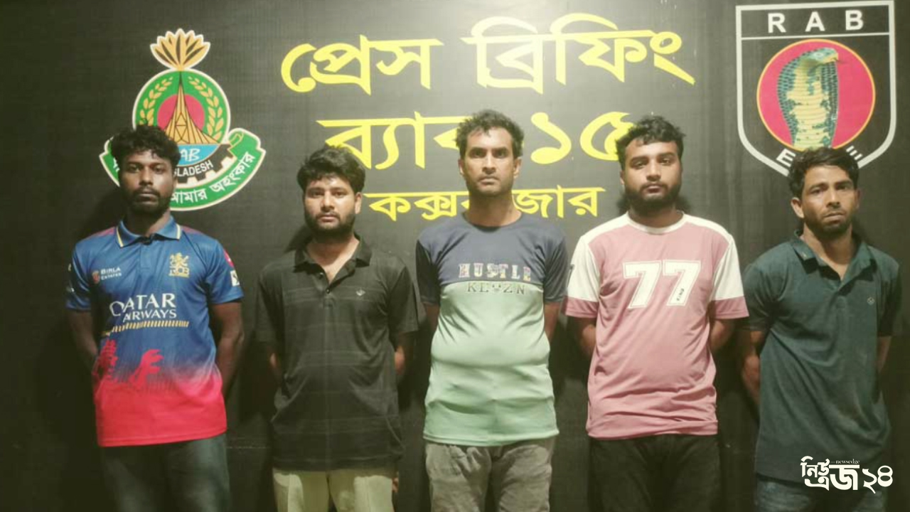 রাজশাহীর মকবুল হত্যা মামলায় ৫ আসামি-newsedge24