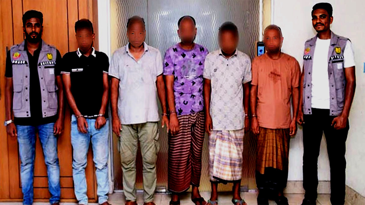 মিরপুরে ২২ লাখ টাকা ছিনতাই ঘটনায় অস্ত্রসহ ৬ ডাকাত গ্রেপ্তার-newsedge24