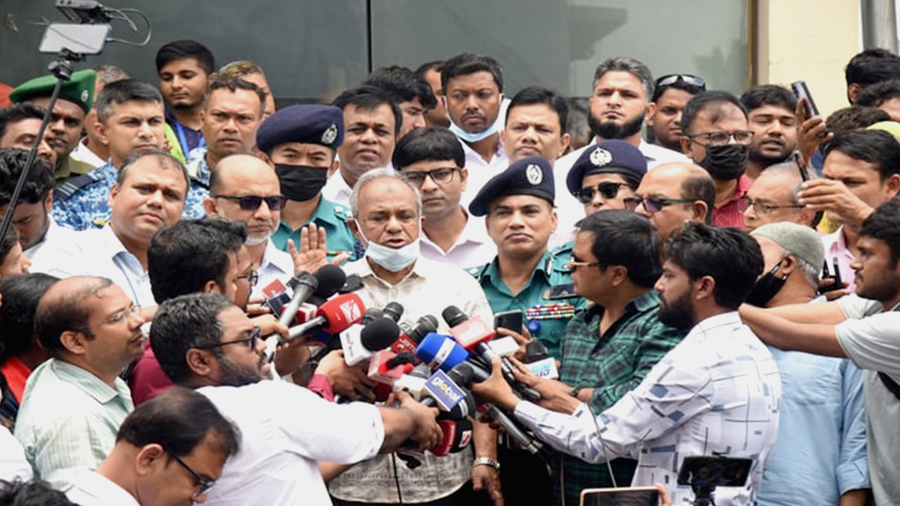বাংলাদেশে জঙ্গিবাদ নেই-স্বরাষ্ট্র উপদেষ্টা জাহাঙ্গীর আলম চৌধুরী-newsedge4