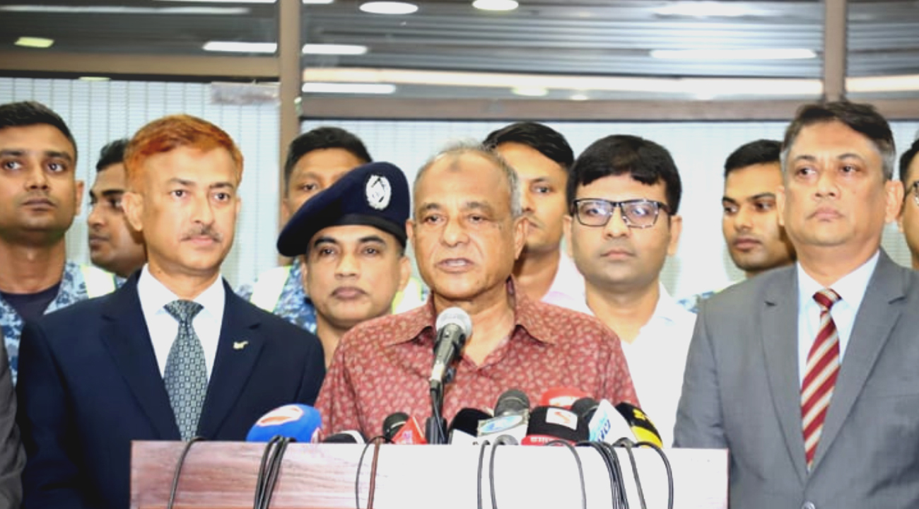 স্বরাষ্ট্র উপদেষ্টা লেফটেন্যান্ট জেনারেল (অব.) মো. জাহাঙ্গীর আলম চৌধুরী-newsedge24