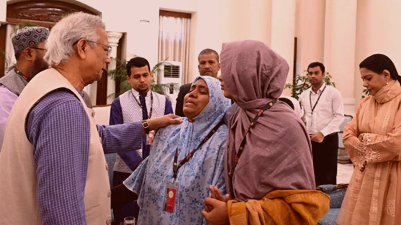 হাদীর পরিবারের সঙ্গে প্রধান উপদেষ্টার সাক্ষাৎ-newsedge4
