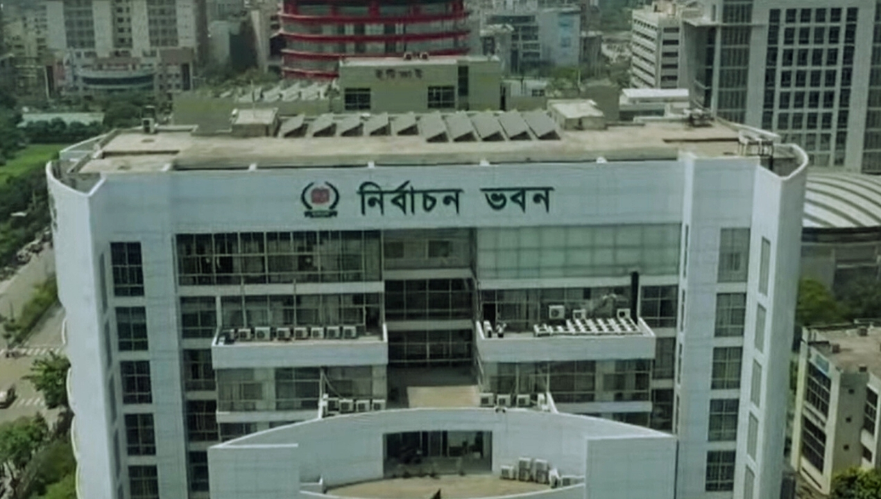 ভোটের আগে-পরে ৮১ ঘণ্টা ‘বহিরাগত’ নিষিদ্ধ: ইসির কড়া পদক্ষেপ