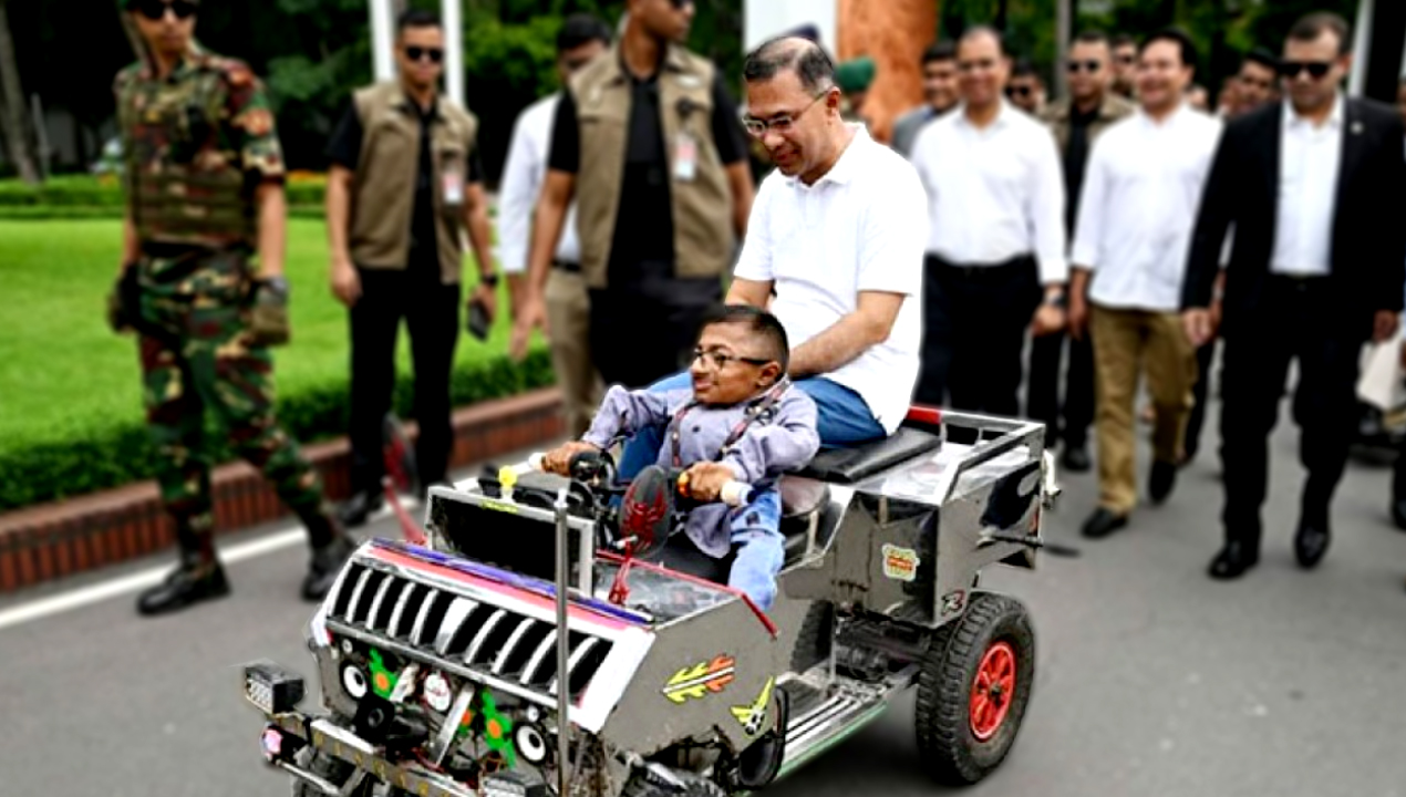 বিশেষ চাহিদাসম্পন্ন তরুণের তৈরি স্মার্ট কারে চড়লেন প্রধানমন্ত্রী-newsedge24